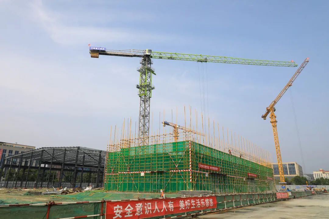 “绿色氢都”重点项目建设正酣，，郫都区加速推进氢能工业建圈强链